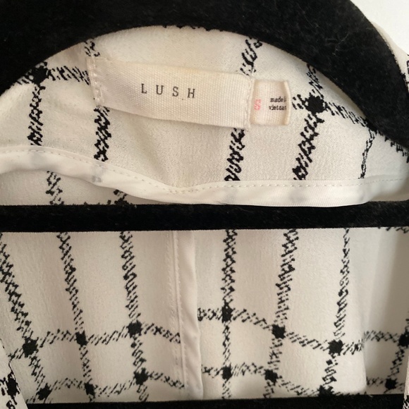 Lush - Women's Black and White Top - Picture 5 of 5